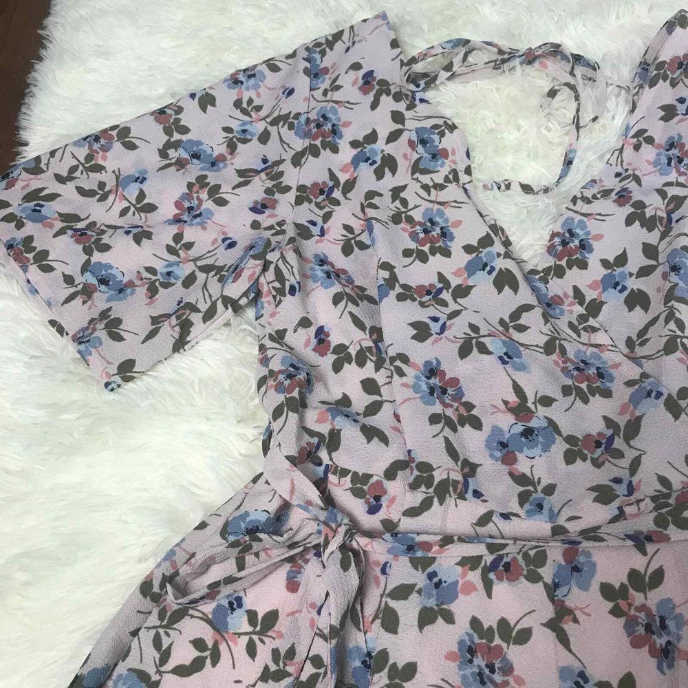 TRIXXI Romper Womens Medium Floral Color‎ Block Pink Surplice V Neckline Kimono - Picture 2 of 13